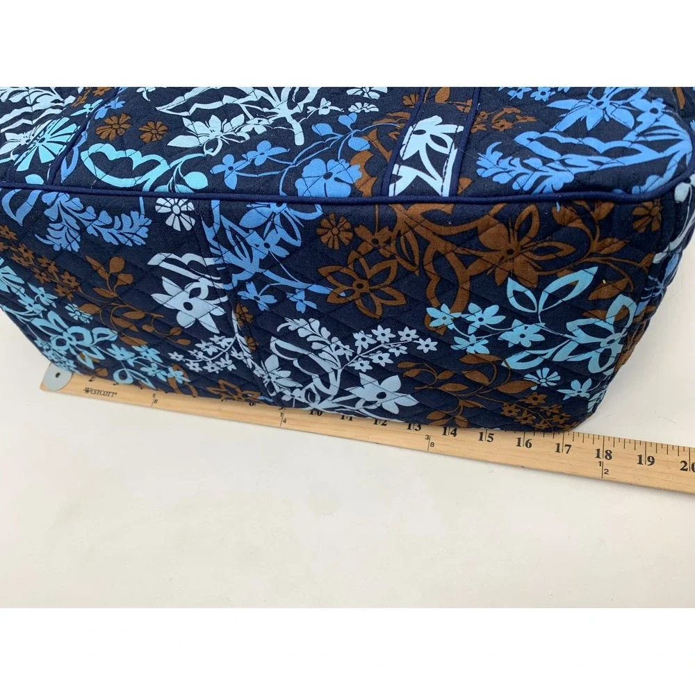 Vera Bradley Get Carried Away Tote Beach Bag Midnight Blues Quilted Retired XL